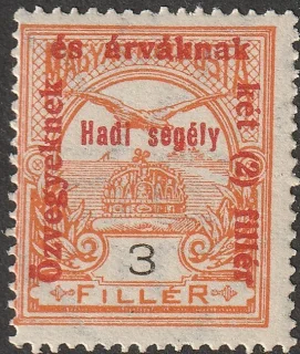 Turul madár Szent István koronája felett