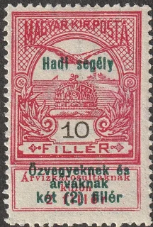 Turulmadár Szent István koronája felett